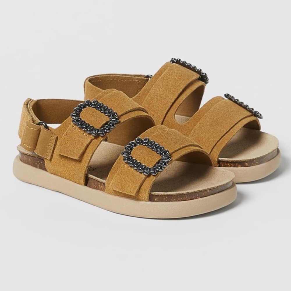COPY - Zara 100% cowhide leather sandals with buckle detail.